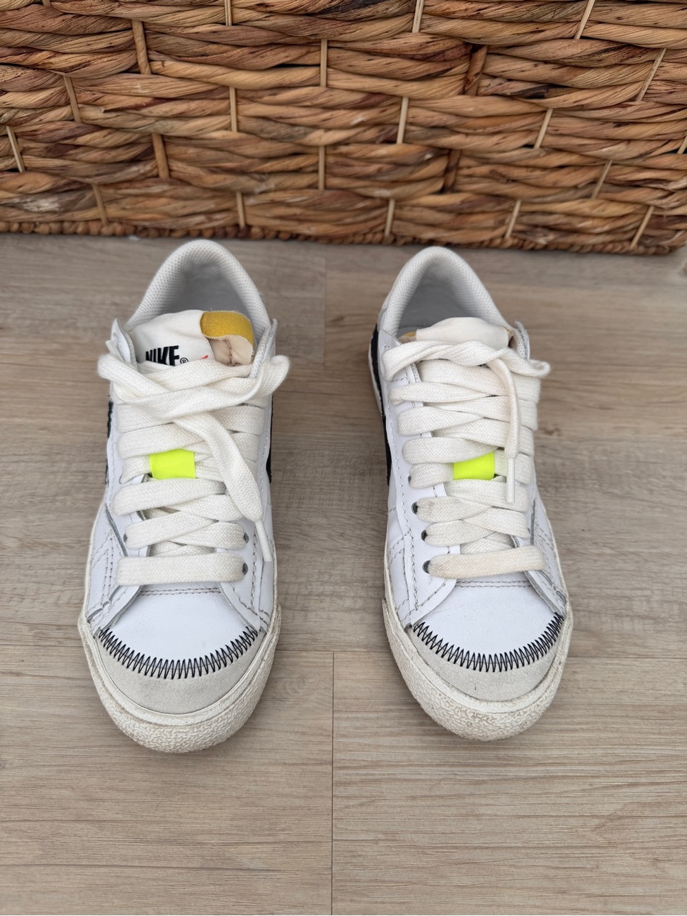 Nike Women’s Blazer Low 77 Jumbo Sneakers